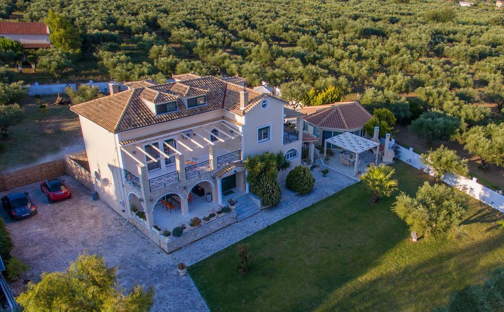 Eleni'S Family Villa Laganas Esterno foto